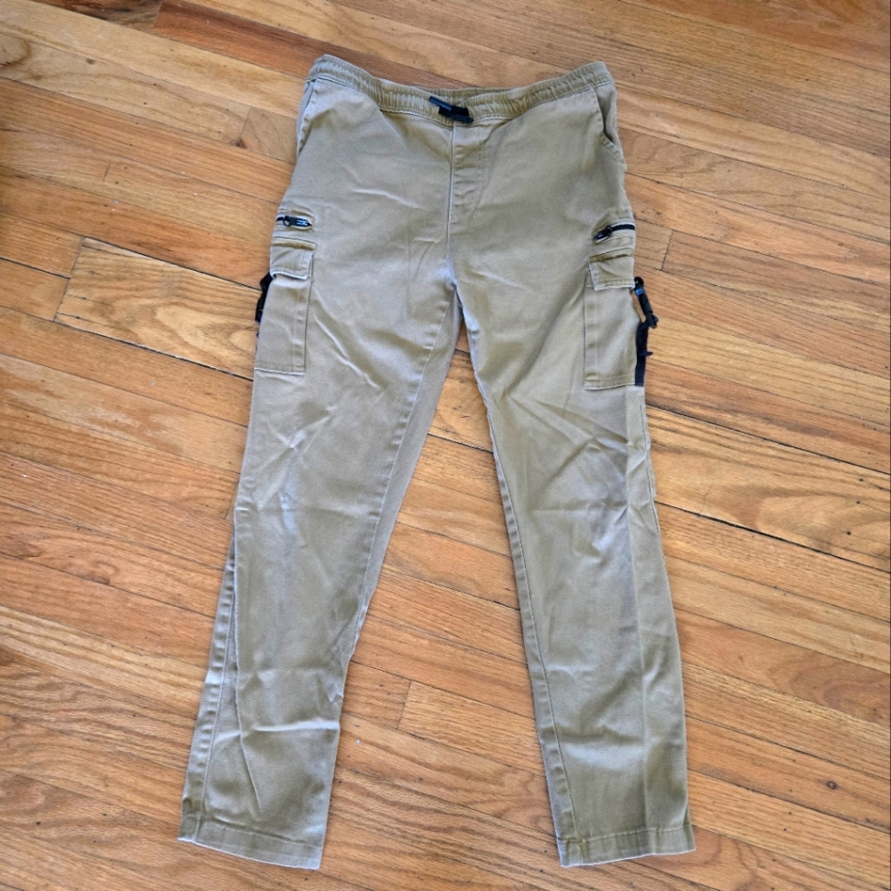 Forever 21 kid's tan cargo pants